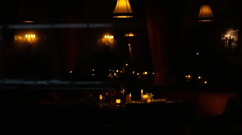 老牌演员深夜会友，饭局细节被扒 封面图
